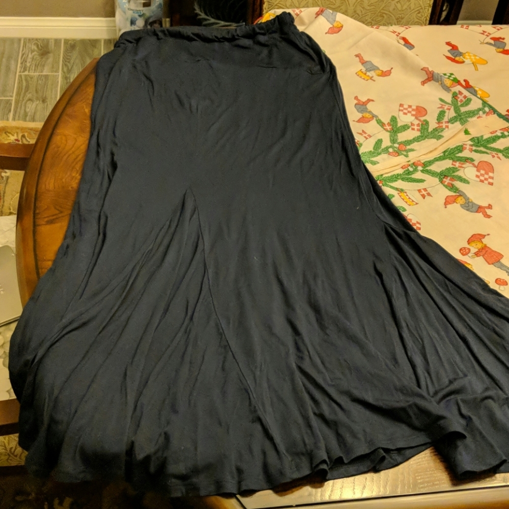 Bordeaux swing skirt